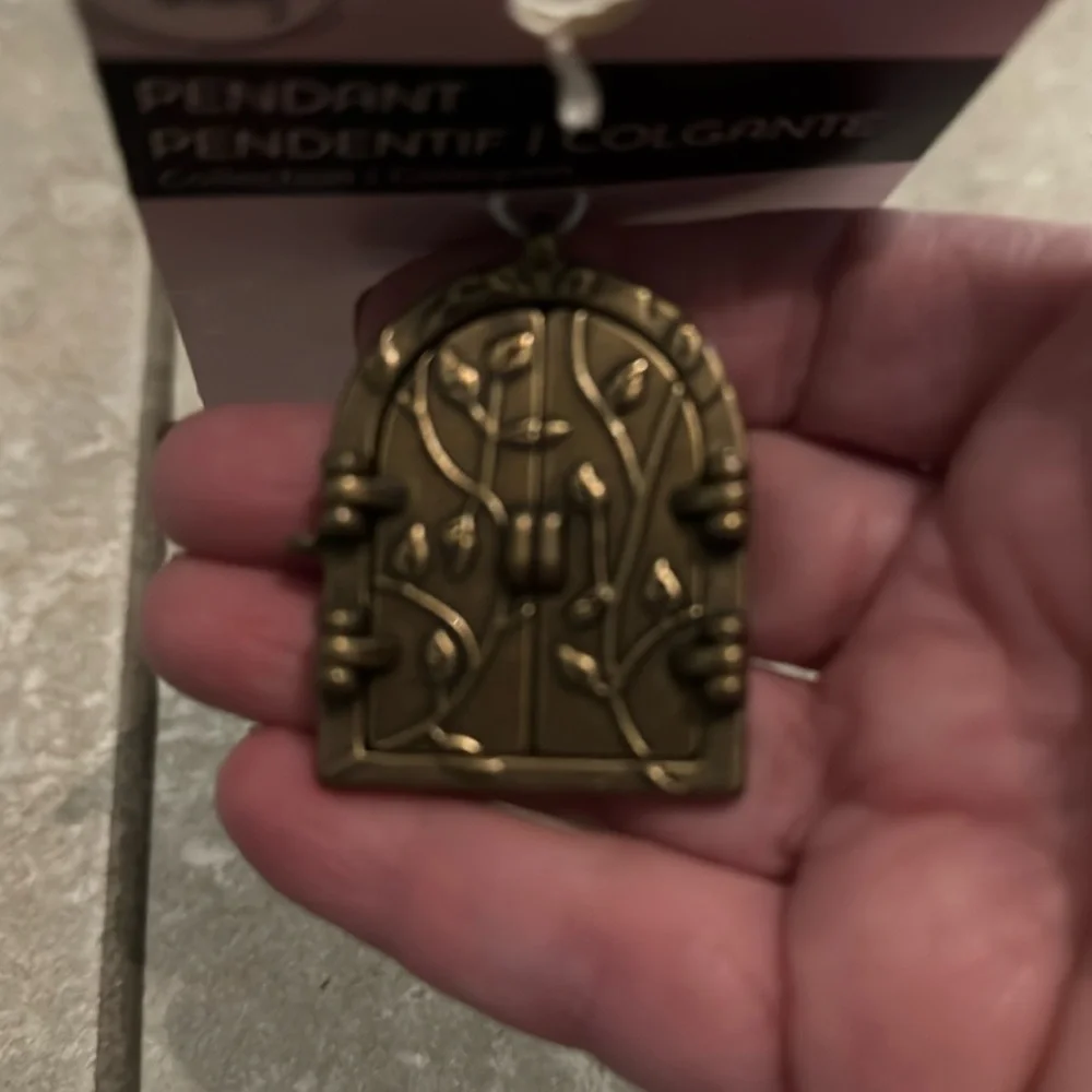 NWT! Bead Landing Antiqued Brass Door Pendant